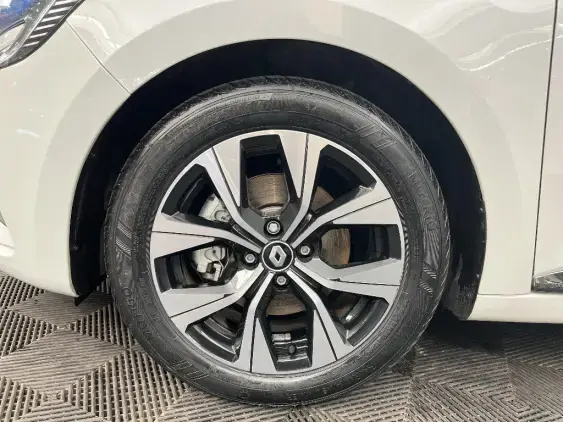 RENAULT CLIO V - voiture d'occasion - Photo 23