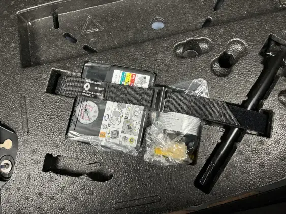 RENAULT CLIO V - voiture d'occasion - Photo 17