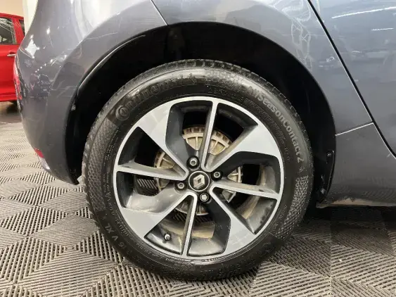 RENAULT ZOE - voiture d'occasion - Photo 25