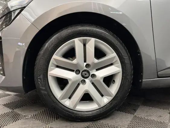 RENAULT CLIO V - voiture d'occasion - Photo 23