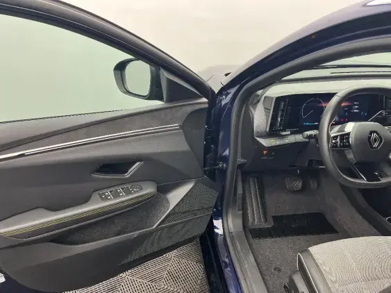 RENAULT MEGANE V - voiture d'occasion - Photo 19