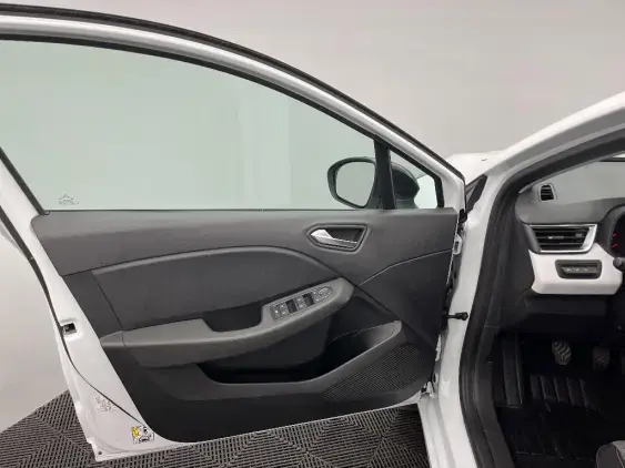 RENAULT CLIO V - voiture d'occasion - Photo 19