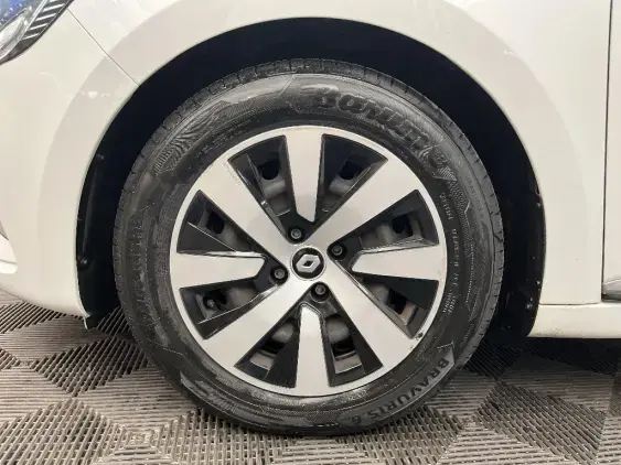 RENAULT CLIO V - voiture d'occasion - Photo 23