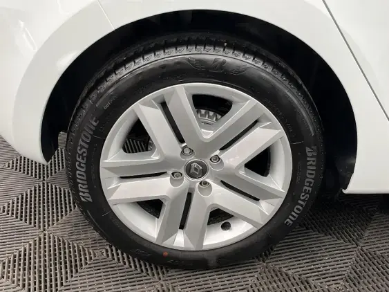 RENAULT CLIO V - voiture d'occasion - Photo 25