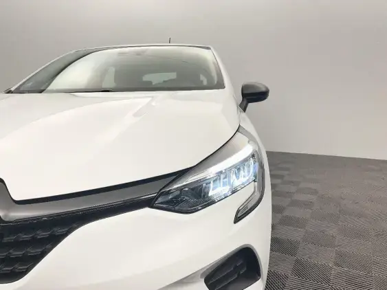 RENAULT CLIO V - voiture d'occasion - Photo 22