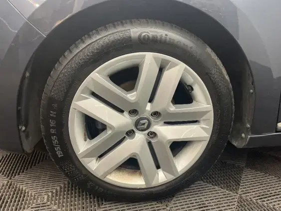 RENAULT CLIO V - voiture d'occasion - Photo 22