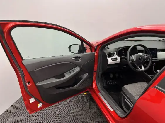 RENAULT CLIO V - voiture d'occasion - Photo 19