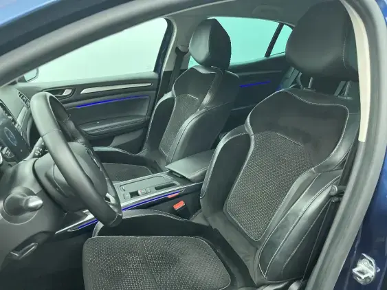 RENAULT MEGANE IV - voiture d'occasion - Photo 18