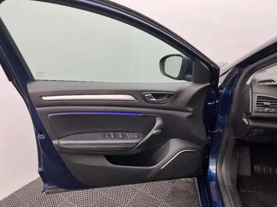 RENAULT MEGANE IV - voiture d'occasion - Photo 19