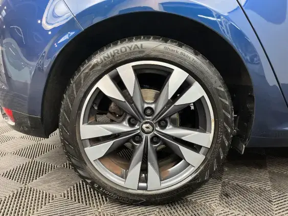 RENAULT MEGANE IV - voiture d'occasion - Photo 25