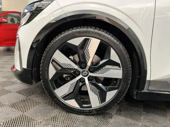 RENAULT MEGANE V - voiture d'occasion - Photo 23