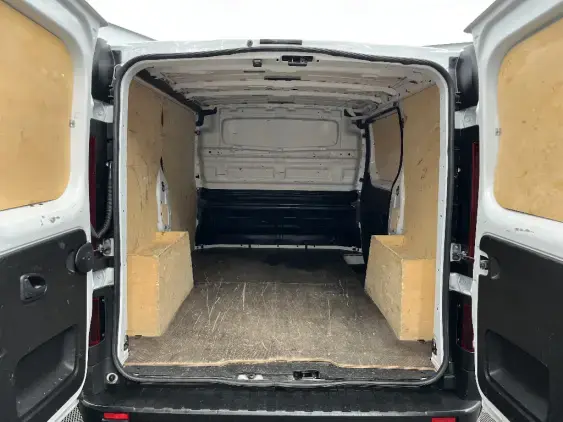 RENAULT TRAFIC FG III - voiture d'occasion - Photo 16