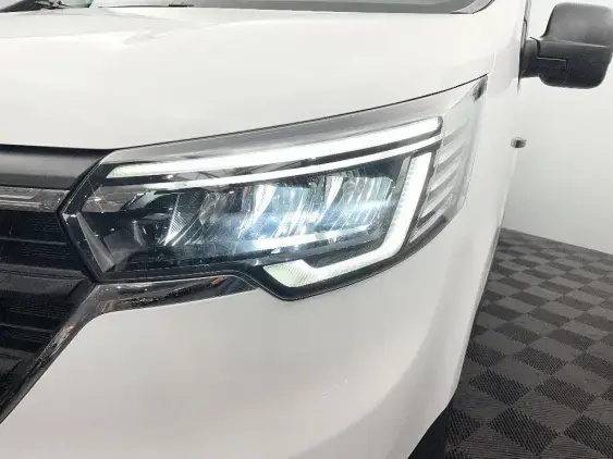 RENAULT TRAFIC FG III - voiture d'occasion - Photo 22