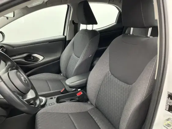 TOYOTA YARIS IV - voiture d'occasion - Photo 18