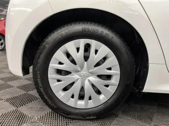 TOYOTA YARIS IV - voiture d'occasion - Photo 24