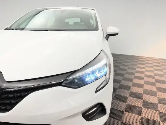 RENAULT CLIO V - voiture d'occasion - Photo 22