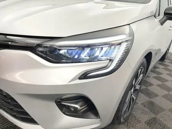 RENAULT CLIO V - voiture d'occasion - Photo 22