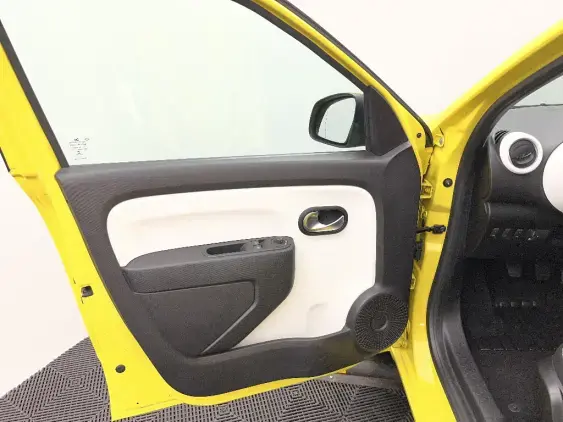 RENAULT TWINGO III - voiture d'occasion - Photo 19