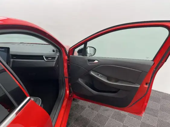 RENAULT CLIO V - voiture d'occasion - Photo 20