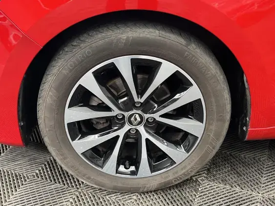 RENAULT CLIO V - voiture d'occasion - Photo 23