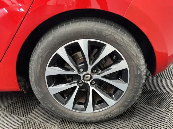 RENAULT CLIO V - voiture d'occasion - Photo 24