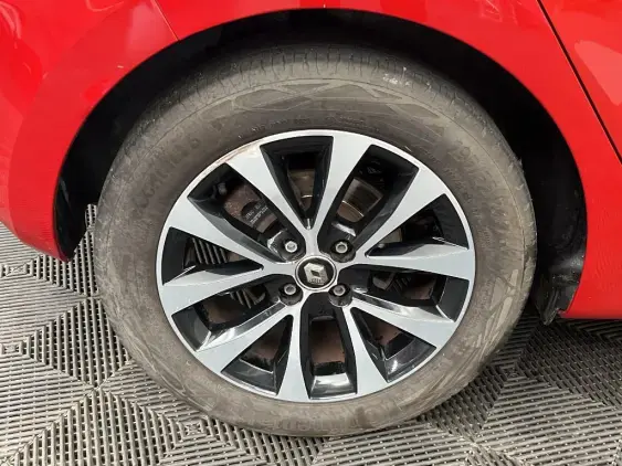 RENAULT CLIO V - voiture d'occasion - Photo 25