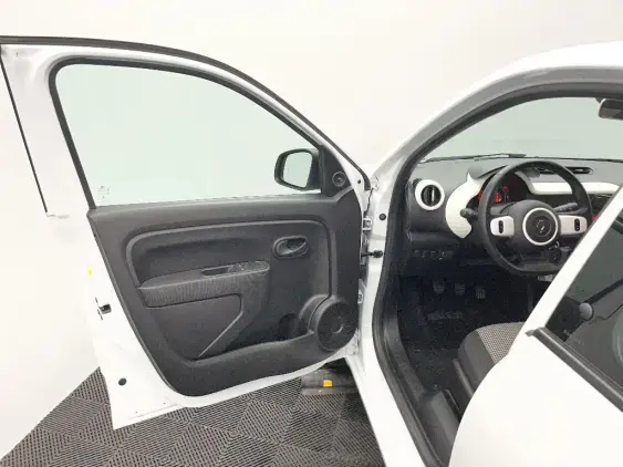 RENAULT TWINGO III - voiture d'occasion - Photo 19