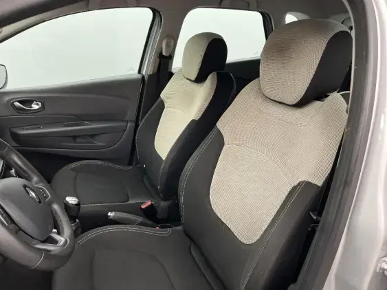 RENAULT CAPTUR - voiture d'occasion - Photo 18
