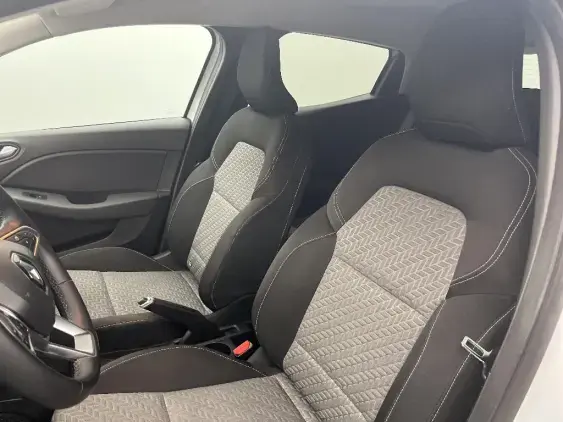 RENAULT CLIO V - voiture d'occasion - Photo 18