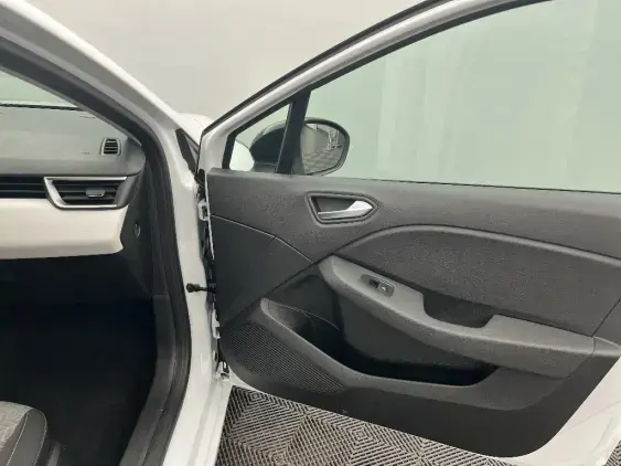 RENAULT CLIO V - voiture d'occasion - Photo 20