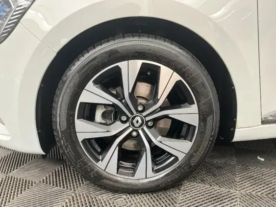 RENAULT CLIO V - voiture d'occasion - Photo 23