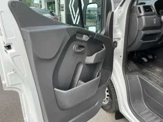 RENAULT MASTER III - voiture d'occasion - Photo 19