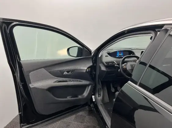PEUGEOT 3008 II - voiture d'occasion - Photo 19
