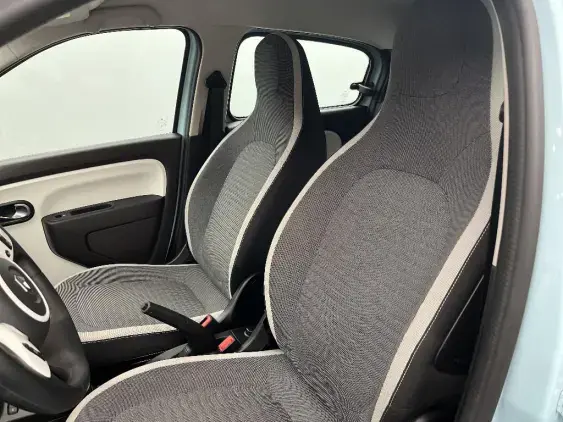 RENAULT TWINGO III - voiture d'occasion - Photo 18