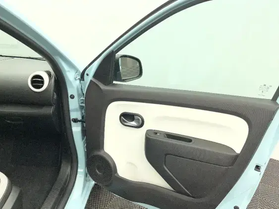 RENAULT TWINGO III - voiture d'occasion - Photo 20