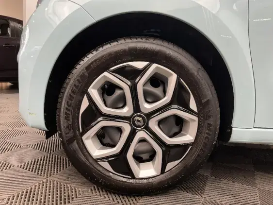 RENAULT TWINGO III - voiture d'occasion - Photo 23