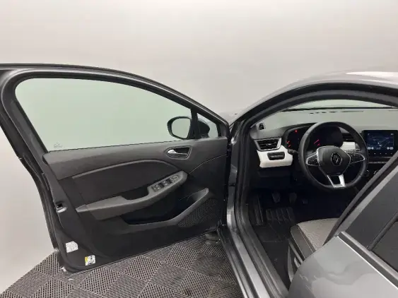 RENAULT CLIO V - voiture d'occasion - Photo 19