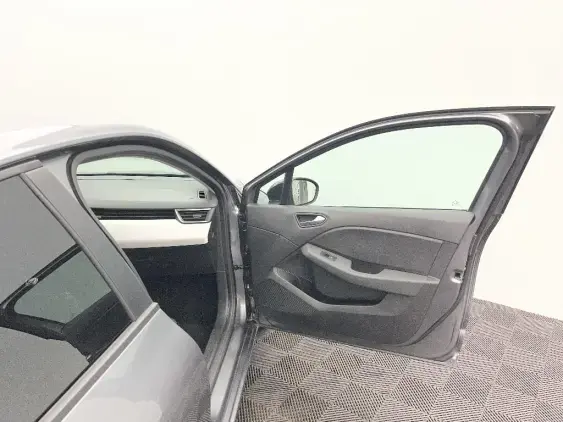 RENAULT CLIO V - voiture d'occasion - Photo 20