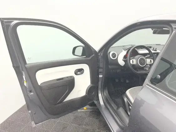 RENAULT TWINGO III - voiture d'occasion - Photo 19