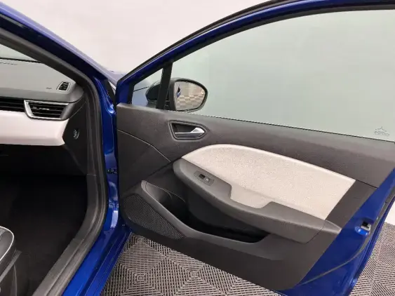 RENAULT CLIO V - voiture d'occasion - Photo 20