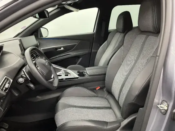 PEUGEOT 3008 II - voiture d'occasion - Photo 18