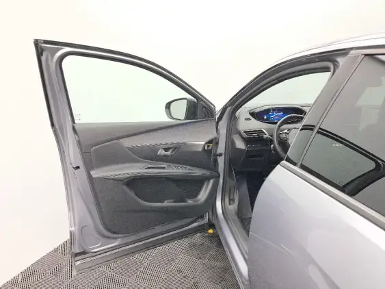 PEUGEOT 3008 II - voiture d'occasion - Photo 19