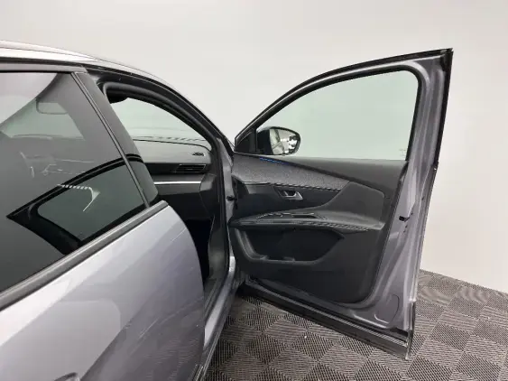 PEUGEOT 3008 II - voiture d'occasion - Photo 20