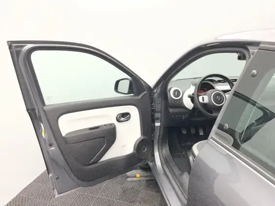 RENAULT TWINGO III - voiture d'occasion - Photo 19