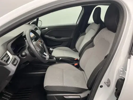 RENAULT CLIO V - voiture d'occasion - Photo 18