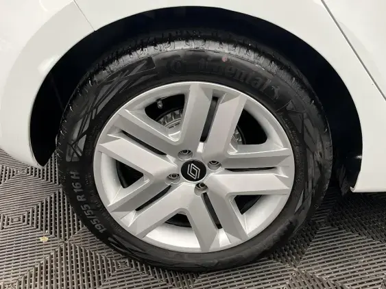 RENAULT CLIO V - voiture d'occasion - Photo 25