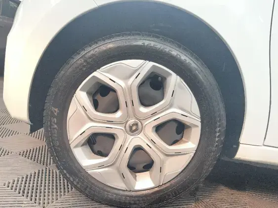 RENAULT TWINGO III - voiture d'occasion - Photo 23