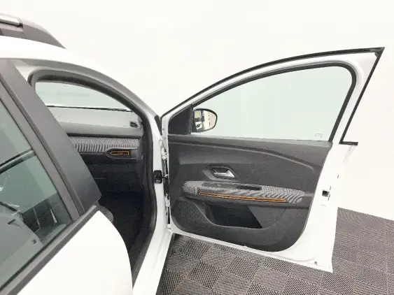 DACIA SANDERO III - voiture d'occasion - Photo 20