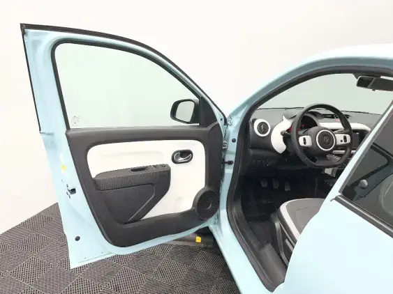 RENAULT TWINGO III - voiture d'occasion - Photo 19