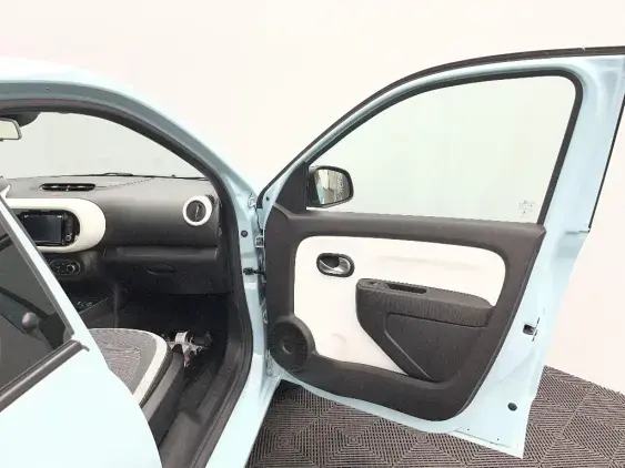 RENAULT TWINGO III - voiture d'occasion - Photo 20